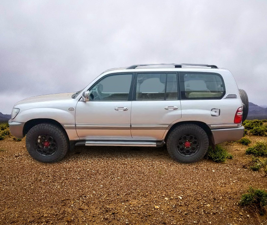 Nafai Fleet — Toyota Land Cruiser 100
